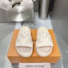 Louis Vuitton Slippers